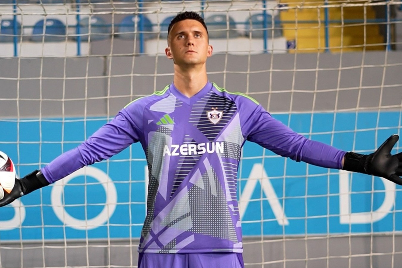 Польский "Видзев" нацелился на вратаря "Карабаха"
 